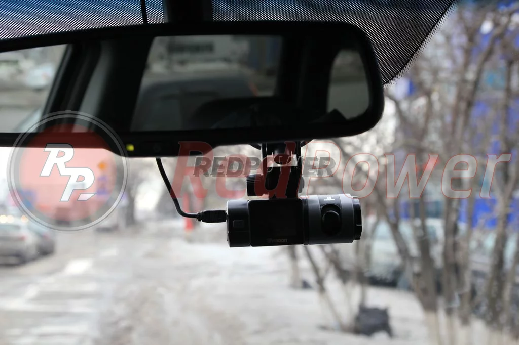 Видеорегистратор подключенный к магнитоле RedPower