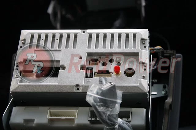 Гнезда для подключения автомагнитолы RedPower 
