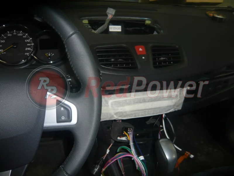 Установка автомагнитолы RedPower